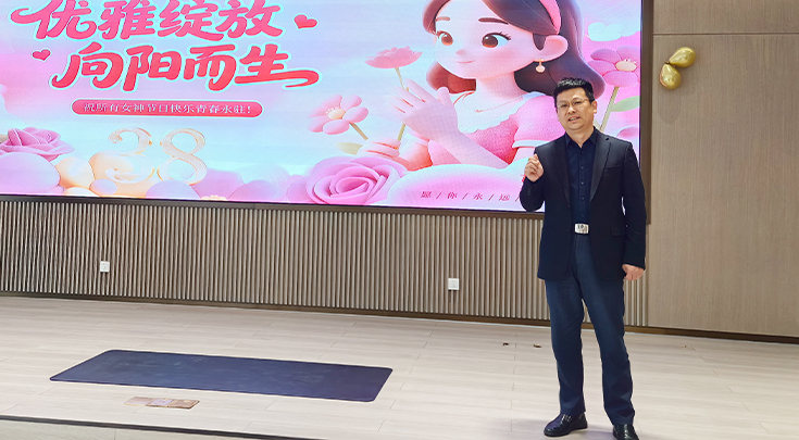 领导.jpg 领导.jpg